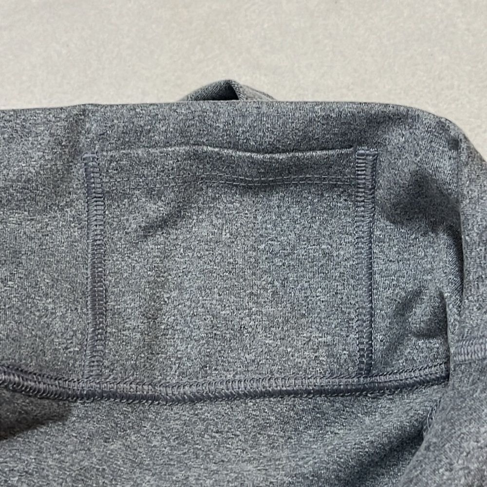 Fabletics Leggings Full‎ Length Womens Size XS Grey Hidden Pocket - Picture 7 of 9